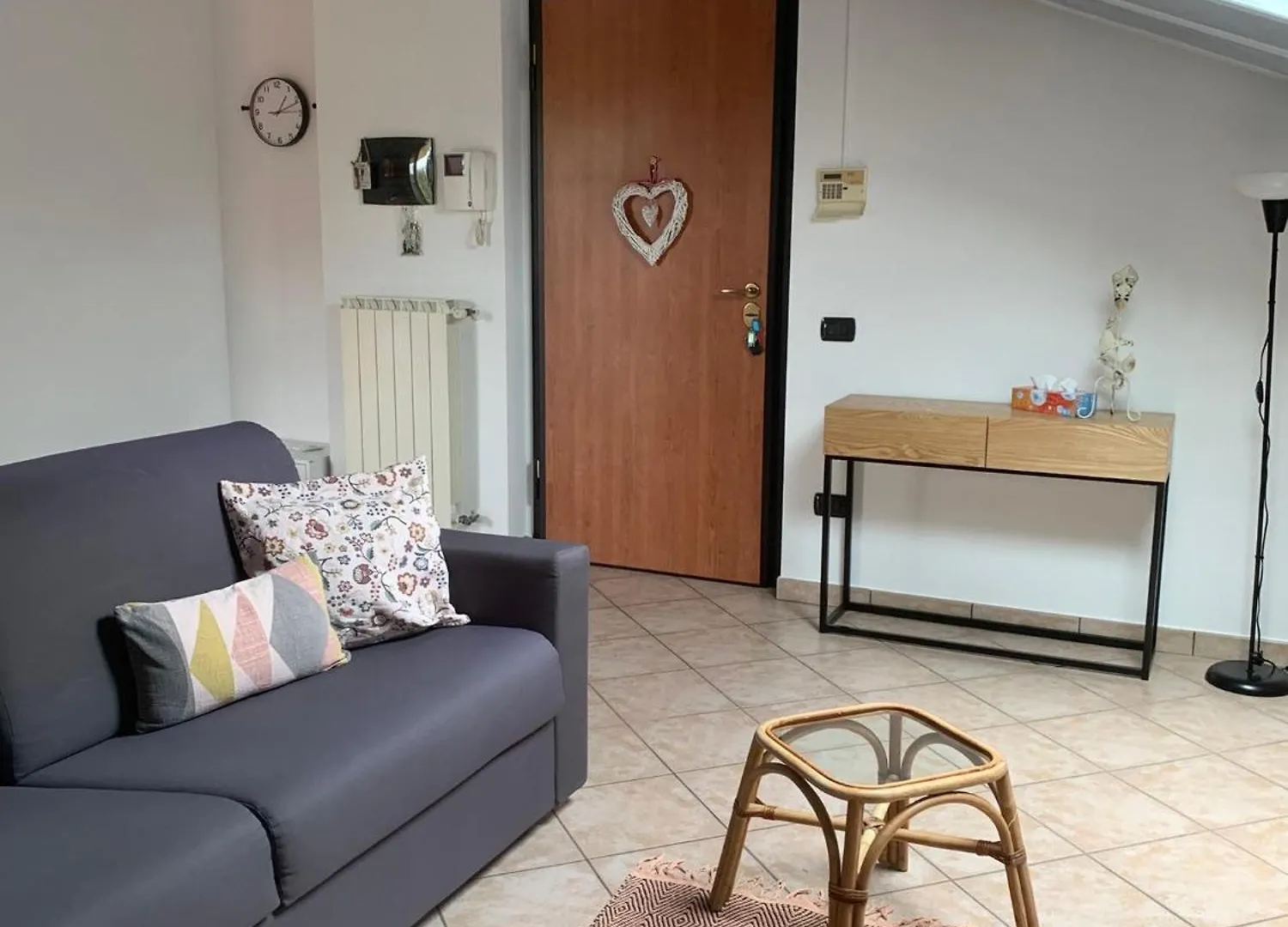 Holiday home Casa Vacanze La Betulla Biandronno Italy